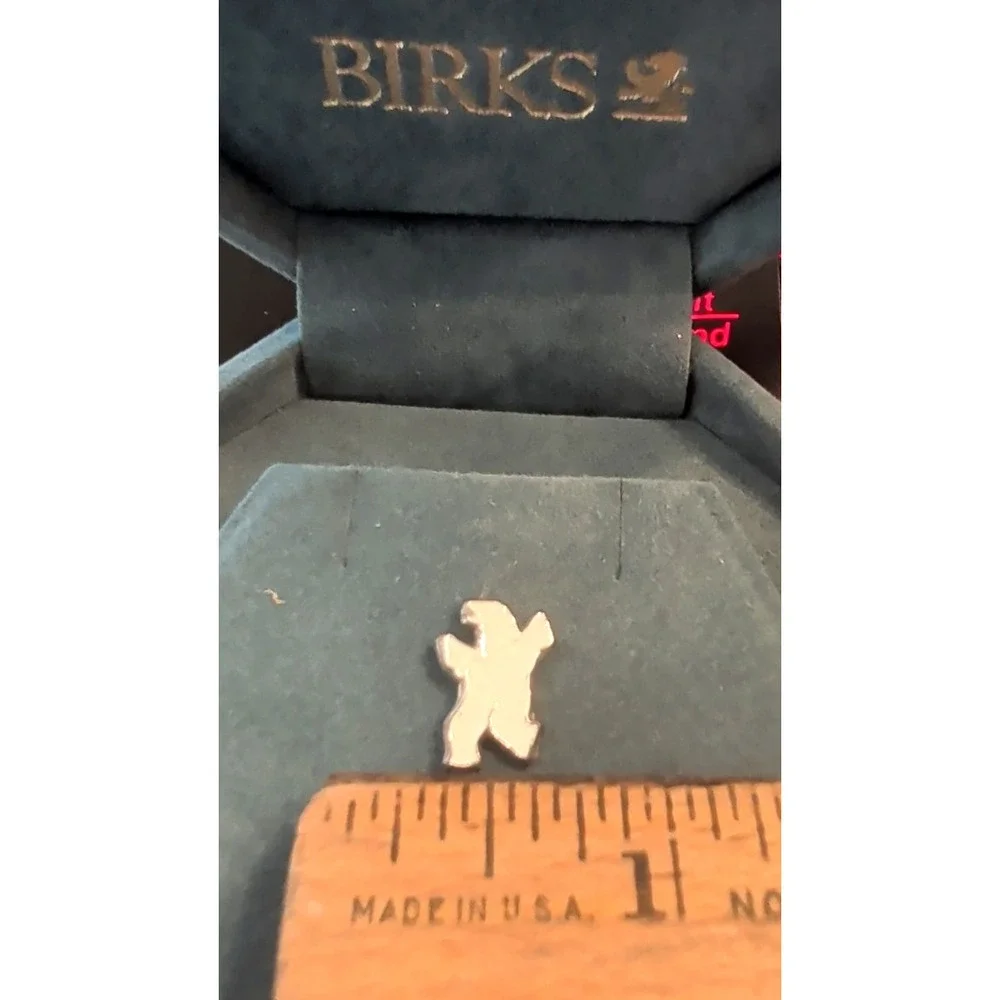 Maison Birks sterling silver dancing polar bear lapel pin in octagon velvet box